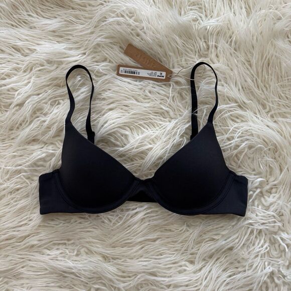 Skims Fits Everybody Plunge Bra Onyx Size 34A - Picture 1 of 7